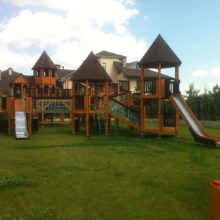 Детский игровой комплекс к/п «Альпийская деревня», Воскресенское-Ямонтово.